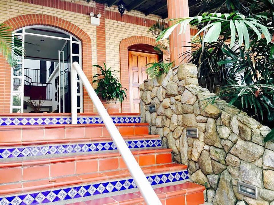 Buenavista Inn マイケティア エクステリア 写真